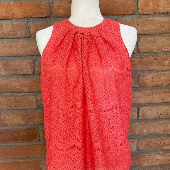Coral lace sleeveless top - Picture 2 of 7